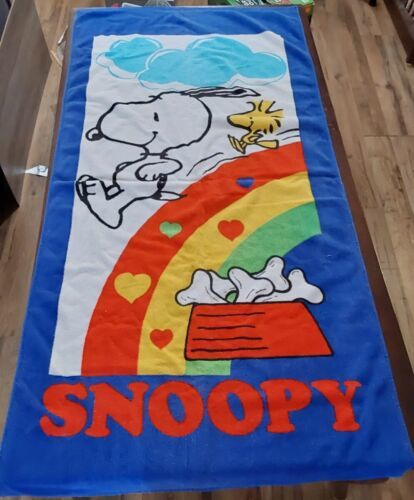 Primary image for Vintage Snoopy Woodstock Beach Towel Peanuts Rainbow Hearts Blue 27x58