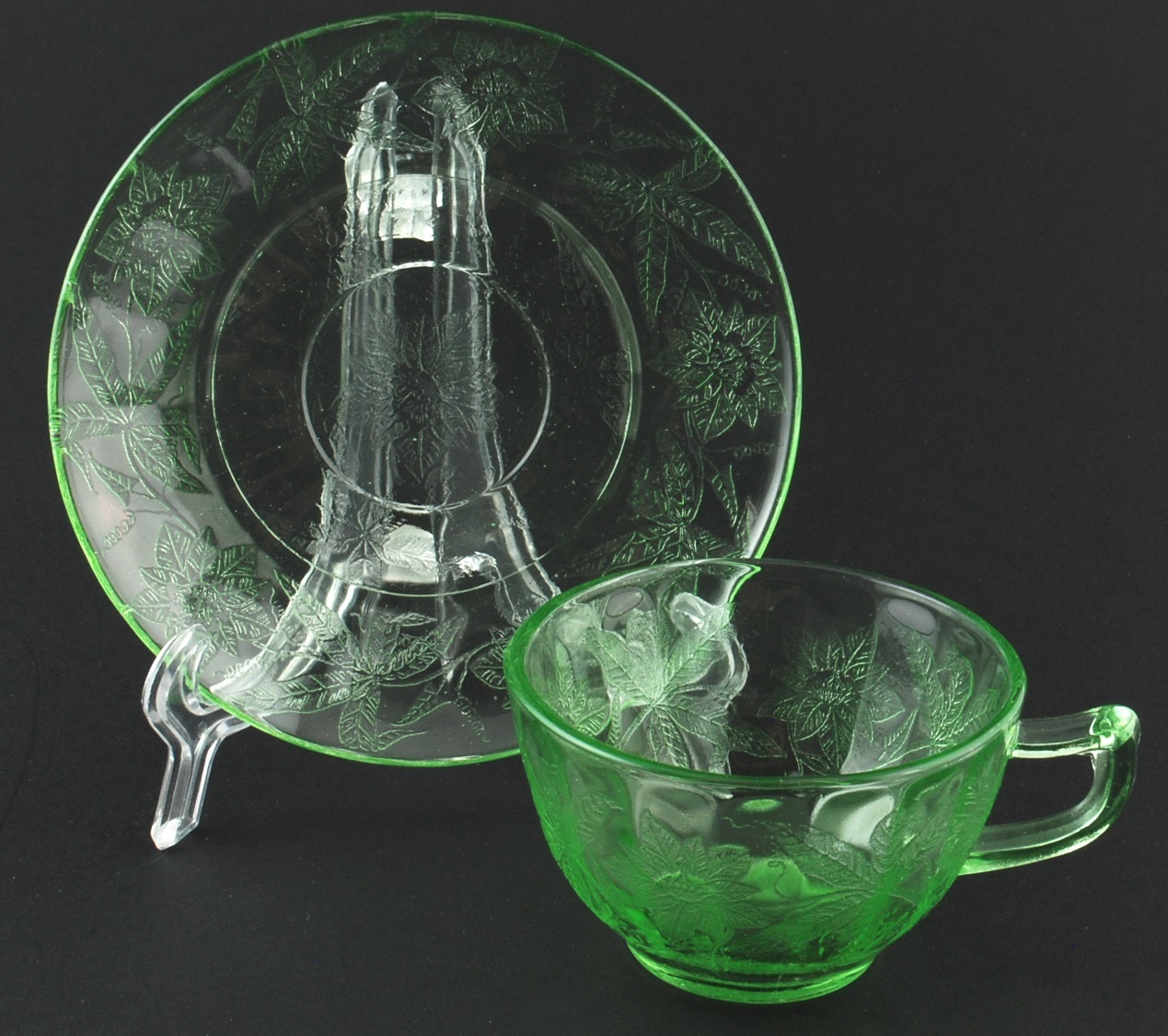 Jeannette Glass Floral Poinsettia Cup & Saucer Green Depression New Item image 4