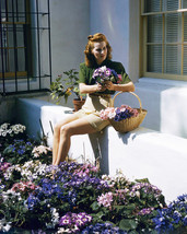 Maureen O&#39;Hara 8x10 Photo candid in her garden 1940&#39;s - $7.99