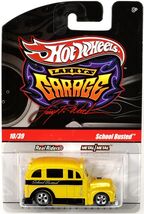 Hot Wheels Larry's Garage Yellow School Busted 1:64 Scale w/Real Riders #10 - $27.77