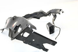 2003-2009 MERCEDES W211 E320 E500 FRONT RIGHT PASSENGER HEADLIGHT BRACKET P4476 image 6