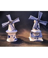 Vintage Dutch Windmill Salt &amp; Pepper Shakers, Cuckoo Clock Shop Novelty&#39;s - €15,36 EUR
