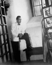 Casablanca 1942 Humphrey Bogart full length in white tuxedo jacket 24x36 poster - £23.97 GBP