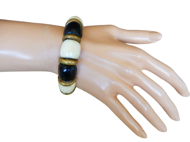 Vintage black, white, &amp; gold tone faux bead bangle bracelet - $12.00