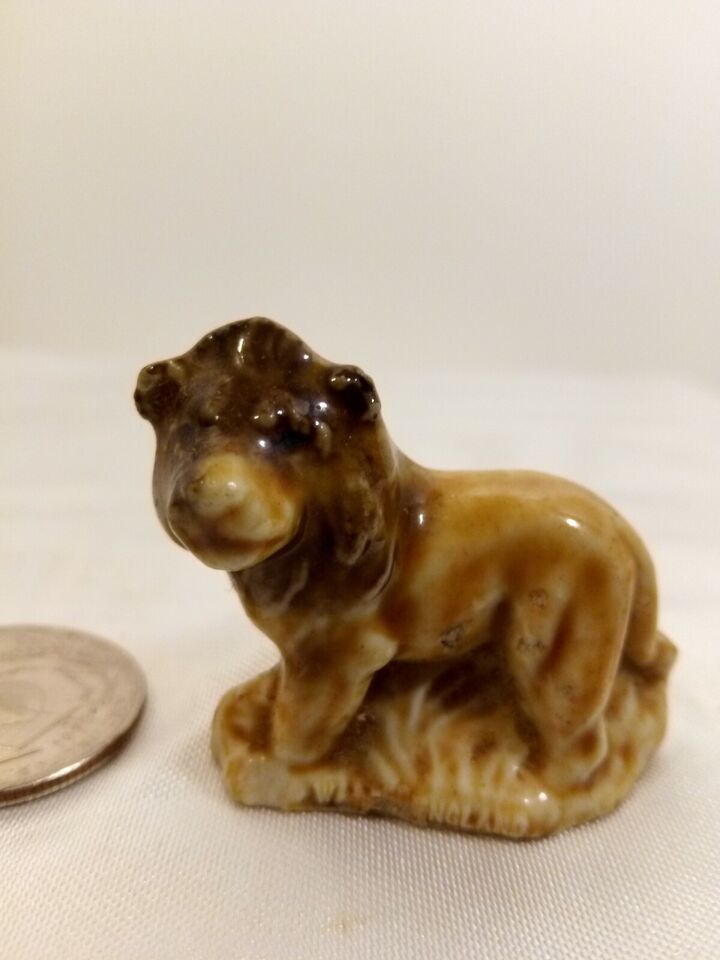 Primary image for Vintage Wade Whimsies England Miniature Ceramic Glazed Tan Lion Figurine