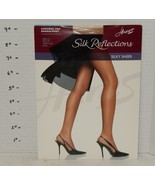 Hanes Silk Reflections Pantyhose Tights Sheer Style 717 Size CD Cafe Au ... - $469.48 MXN
