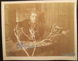 LAURENCE OLIVIER AS HEATHCLIFF (WUTHERING HEIGHTS) HAND SIGN AUTOGRAPH P... - £471.10 GBP