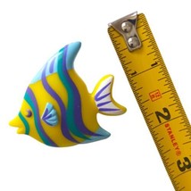 Avon Tropical Fish Angelfish Pin Brooch Tropic Nautical Colorful Plastic... - $14.83