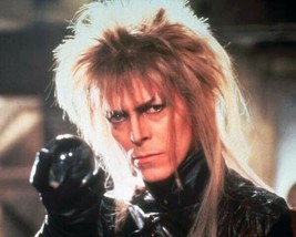 David Bowie holds up magical crystal ball 1986 Labyrinth 8x10 inch photo - £7.61 GBP