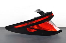 Crack! 2022-2025 Hyundai Tucson Halogen Tail Light Left Driver Side OEM - $74.25