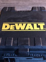 Dewalt D51257; 16GA, Straight, 1&quot; To 2-1/2&quot;, Air Finish Nailer, With Case - £87.56 GBP