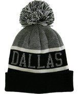 Dallas City Name Wide Stripe Winter Knit Pom Beanie Hat (Gray/Black) - $375.53 MXN