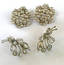 Lot 2 Vintage Screw Back Rhinestone Earrings Gold Tone Faux Pearl &amp; Open Floral - £10.07 GBP