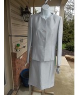 NWT LE SUIT SILVER DRESSY SKIRT SUIT 4 $200 - $99.99