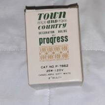 Vintage Progress Town and Country Decorator Light Bulbs P-7862 25W 120V  - $93.54 MXN