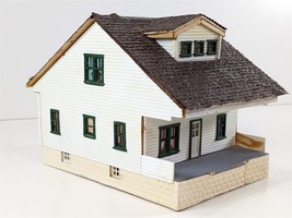 Custom Crafted Wood Frame Craftsman Bungalow HO Scale Building Built - £63.30 GBP