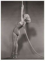 POSTCARD Marilyn Monroe  Film star  1948 - £4.32 GBP