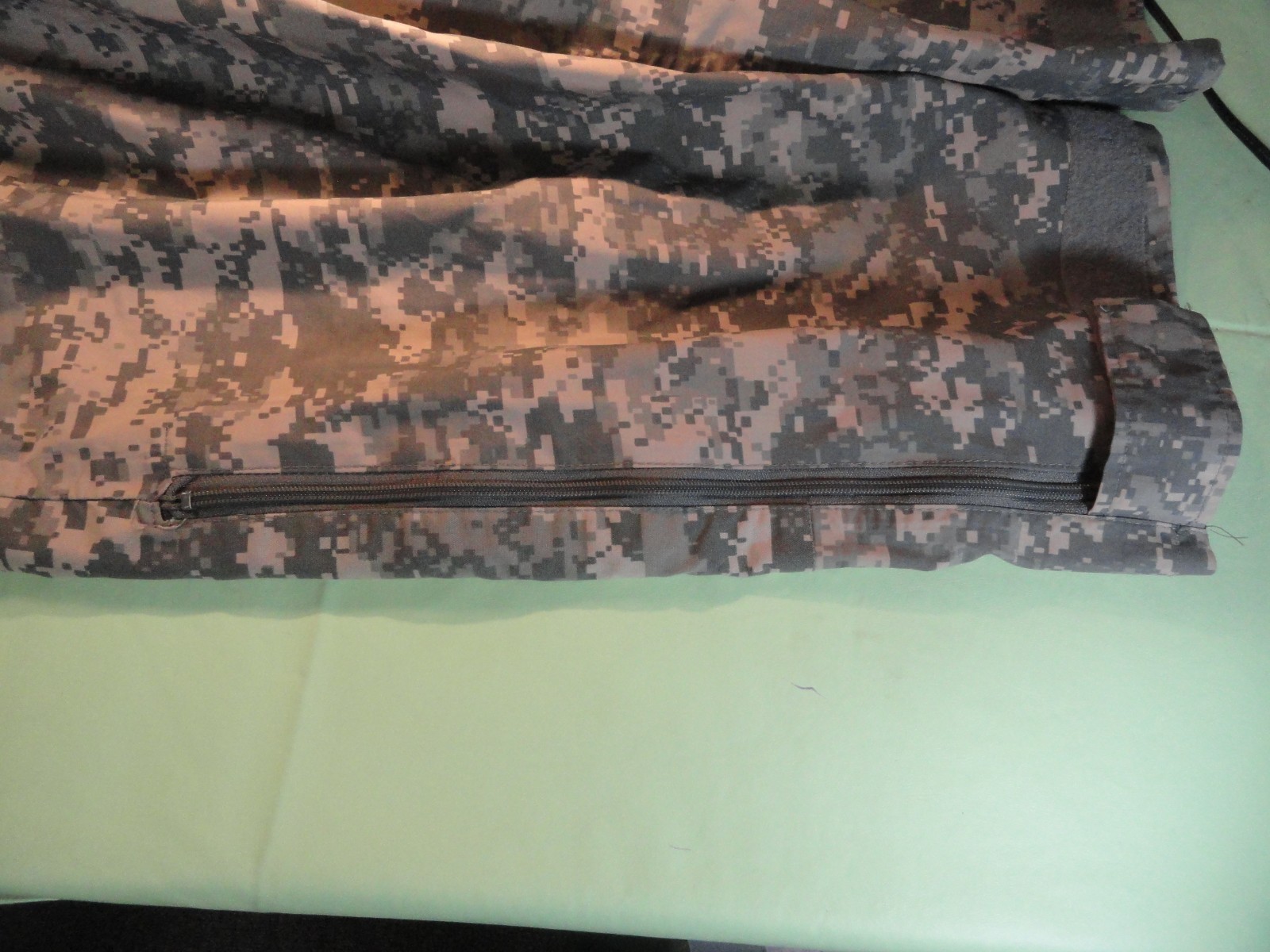 ECWCS Gen III Cold-Weather Camouflage Gore-Tex Pants Trouser ACU Large Regular Item image 12