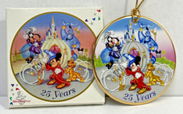 1996 Disney Ornament - Walt Disney World 25 Years Ornament,Goofy,Aladdin, Mickey - £15.72 GBP