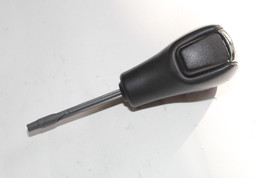 2004-07 BMW 530i AUTOMATIC GEAR SELECTOR SHIFT KNOB K232 image 4