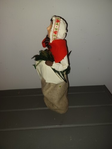 Byers' Choice Caroler Lady Carrying Greens in Apron Basket of Ivy & Pine Cones Item image 5