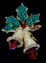 Beatrix Christmas Bells Brooch Pin Vintage Jewelry Green Holly Red Berry Sparkle - £27.52 GBP