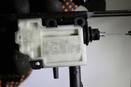 2004-2007 BMW E60 530i 525i GAS FUEL DOOR ACTUATOR J5753 image 7