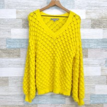 Andrew Marc New York Fuzzy Stretchy Knit Sweater Yellow V Neck Womens Medium - £27.60 GBP