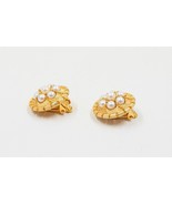 Kramer Faux Pearl Cluster Beads Gold Trim Clip on Earrings Signed - £23.44 GBP
