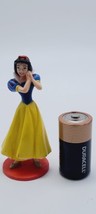 Snow White on Red Stand PVC Plastic 3.75&quot; PVC Figure Toy Disney Snow White - $10.59