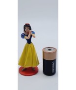 Snow White on Red Stand PVC Plastic 3.75&quot; PVC Figure Toy Disney Snow White - £8.33 GBP