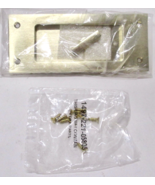 Baldwin Santa Monica Pocket Door Privacy Trim W/Pull Knob - Satin Brass - $90.17 CAD