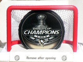 Pittsburg Penguins Stanley Cup 2009 Champions NHL Hockey Playoff Champs Puck+Net - £26.46 GBP