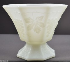 Anchor Hocking Vintage Milk Glass Open Candy Dish White Collectible Home Decor - £11.20 GBP