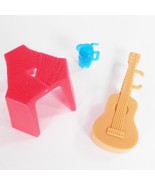 2018 Barbie Club Chelsea Camper Playset Camp Stool Chair Guitar Ukulele ... - $91.85 MXN