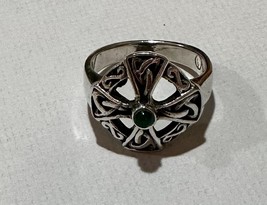 Sterling Silver Celtic Cross Ring, Size 5.5, Green Center Stone - £11.98 GBP