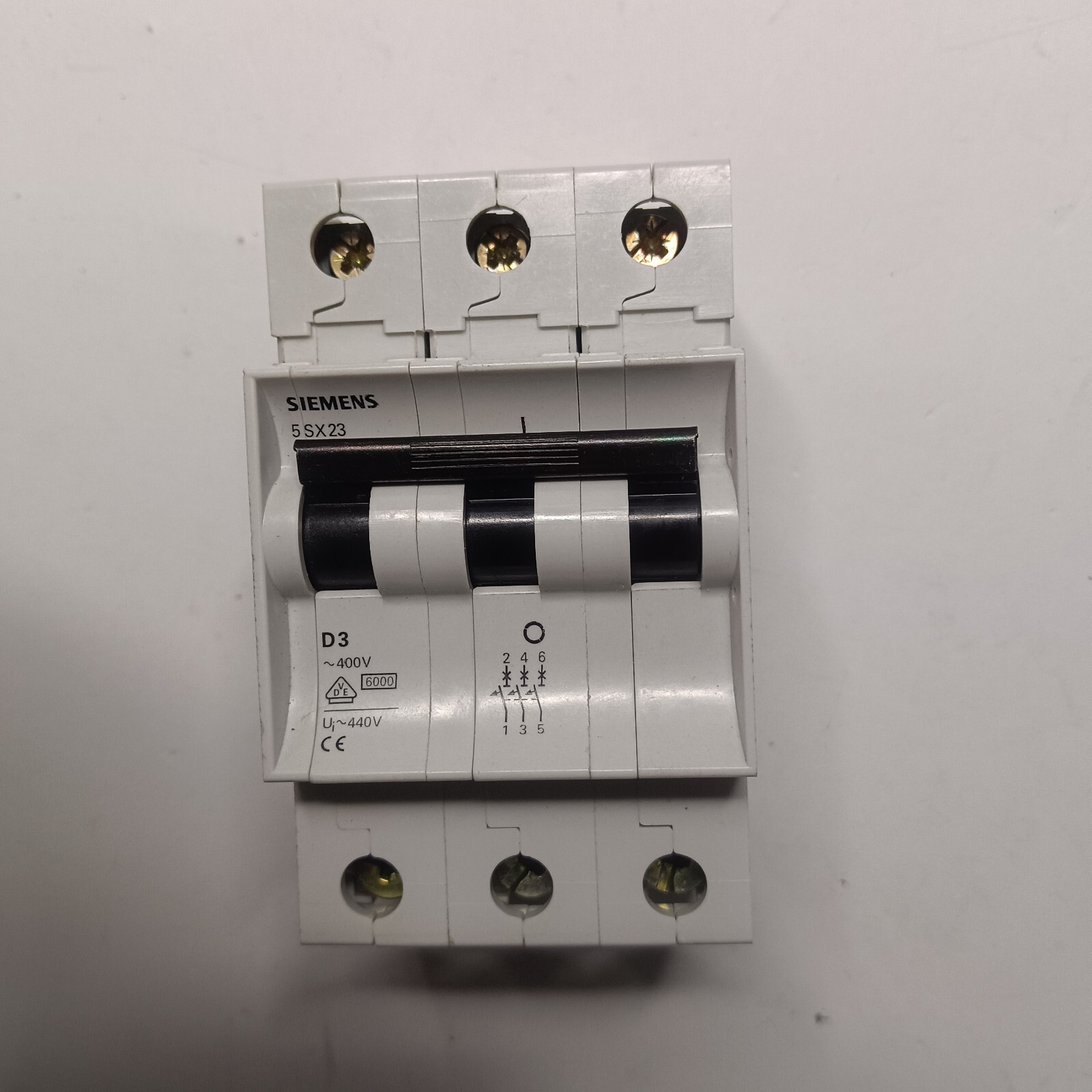Siemens 5SX23 D3 3-Amp Miniature Circuit Breaker 5SX23-D3 3-Pole 400VAC - $12.00