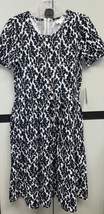 NWT 2.0 LuLaRoe Medium White Black Gray Blue Animal Print Amelia Zip Dress - £40.24 GBP