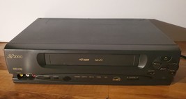 Philips SV2000 VCR sva106at22 VHS Player Powers on Only For Parts Or Repair - $31.67