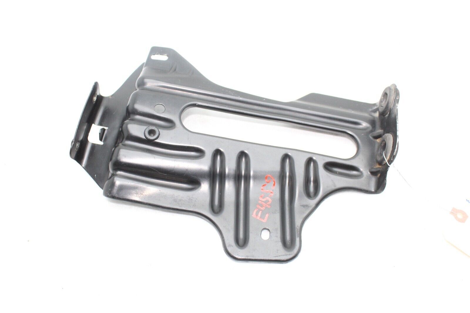 07-13 MERCEDES-BENZ W221 S600 WASHER RESERVOIR BRACKET E4559 - $85.96