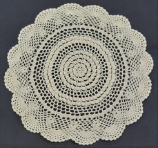 MM) Vintage 13&quot; Round Doily Knit Mat White - £6.32 GBP