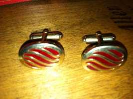 Vintage cuff links gold and inlaid red stone men&#39;s jewelry - £6.26 GBP