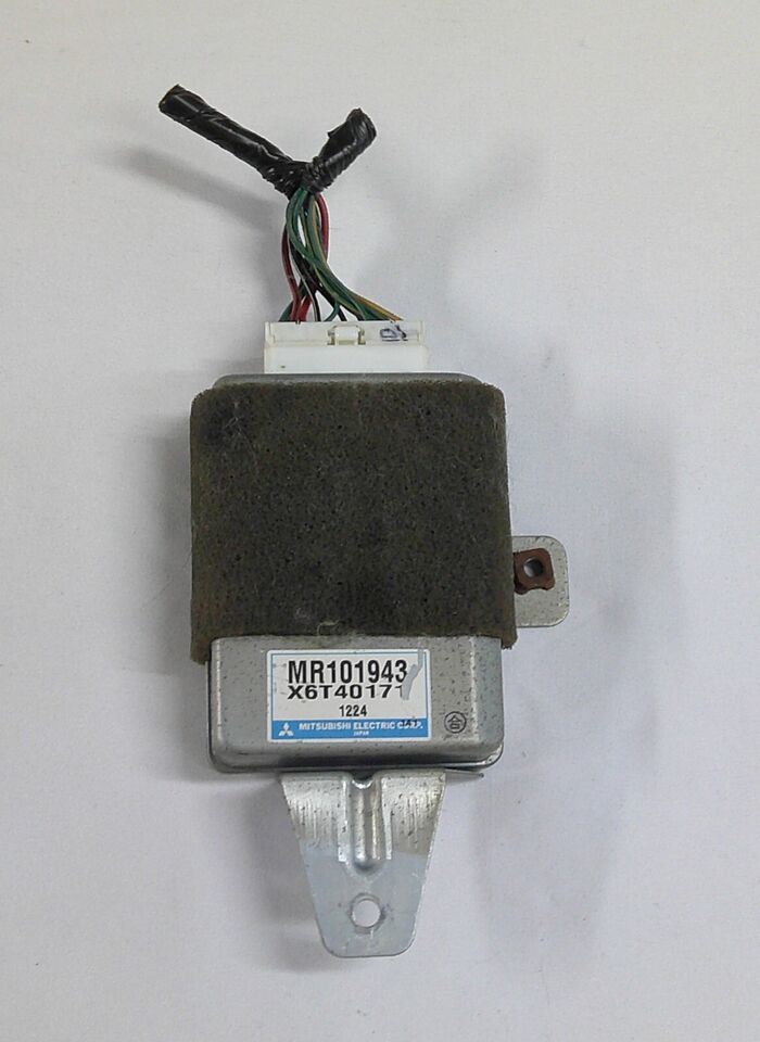 97 - 04 Mitsubishi Diamante Sunroof Relay Sliding Sunroof Module MR10194... - $31.00