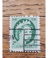Canada Stamp Queen Elizabeth II 2c Used 338 - $31.00 MXN