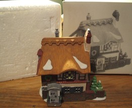 1989 DICKENS VILLAGE SERIES - Betsy Trotwoods Cottage - Department 56 - $29.95