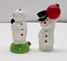 Hallmark Ceramic Snowmen Salt & Pepper Shakers Ornaments Cute - $6.99