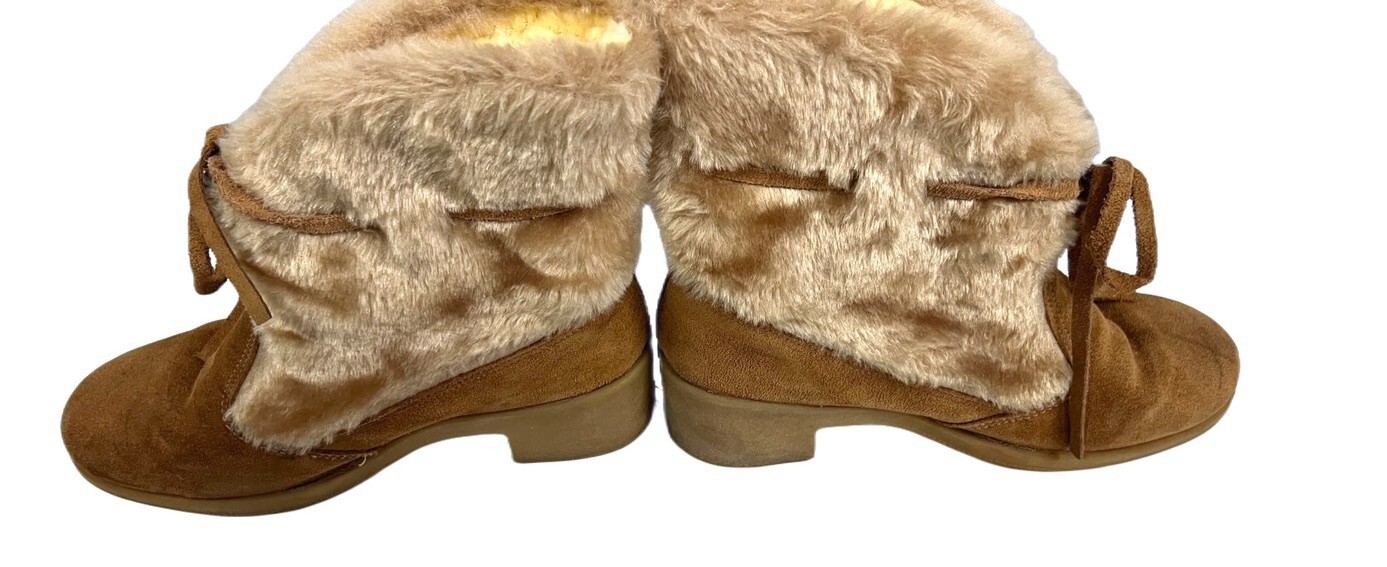Vintage 70s Womens Snowland Sherpa Boots Size 10 Great shape Thick Crepe Soles Item image 4