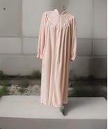 Vintage Velour Long Pink Robe Sz M Half Front Zipper Shoulder Pads Cachet - $39.62 CAD