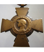 1930 FRANCE CROSS MEDAL French decoration of the Combatant Commemorative bronze  - $49.99