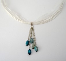 Necklace blue bead    thumb200